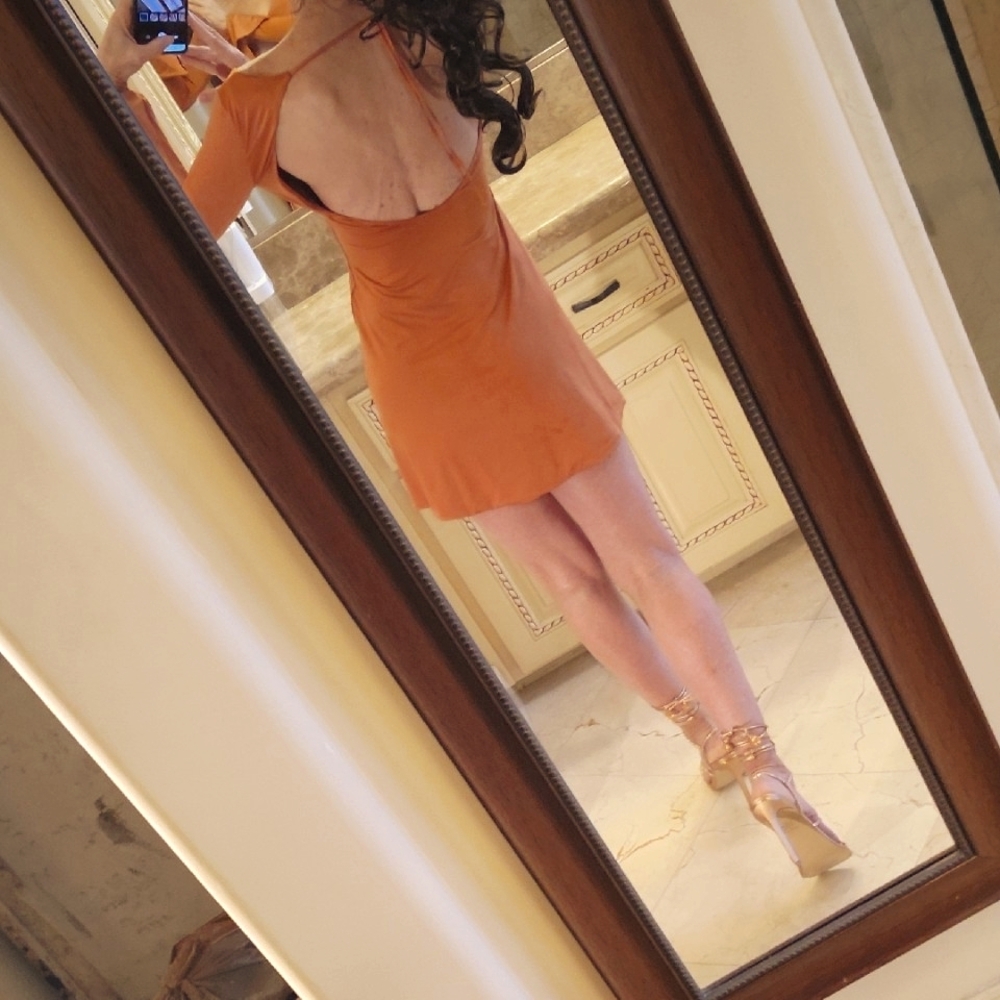 Chic Rich Orange Topaz Cutout Mini Dress, Sz 4 - Picture 10 of 16